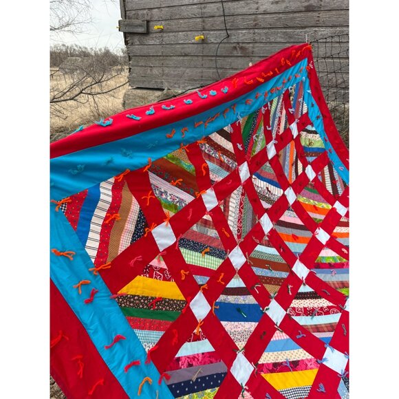 Vintage 60's Heavy Tied Scrappy Patchwork Quilt Red Blue 92.5x81" - Picture 8 of 16